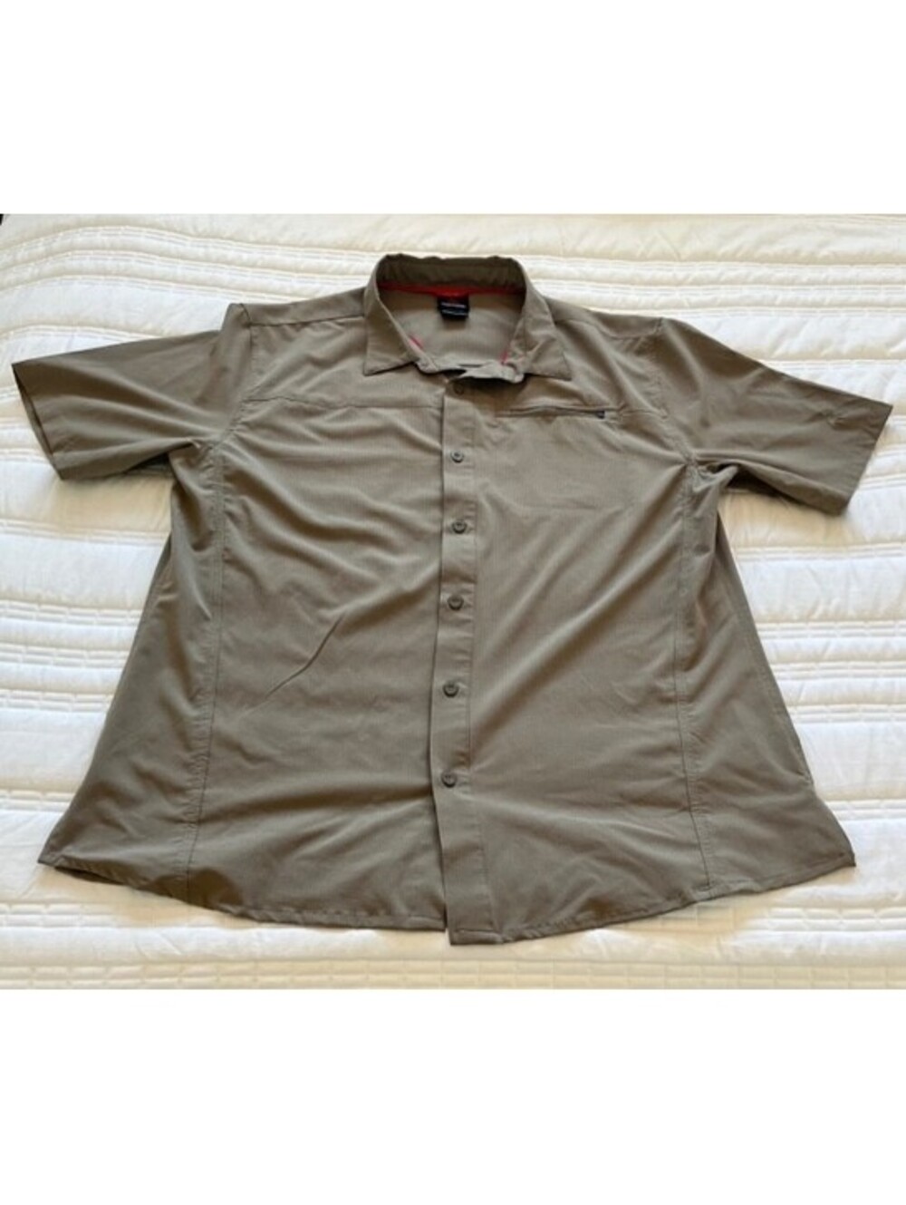 Gerry Men's XL Brown Button Down Short Sleeve Shirt Front Zip Pocket Lightweight